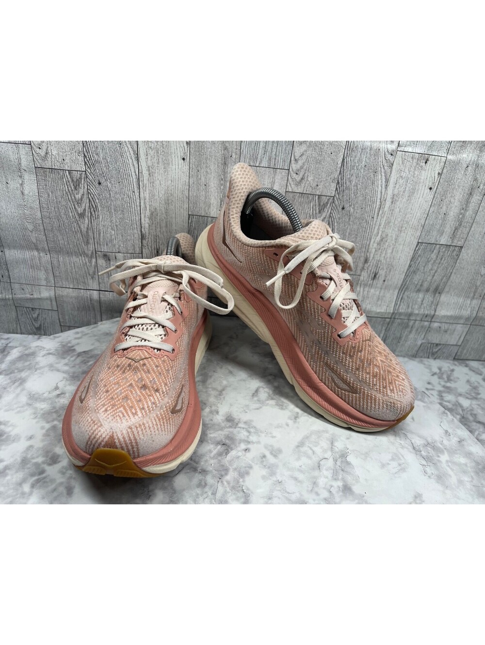 Hoka One One Clifton 9 Sneakers Women 8.5B Running Shoes Salmon Pink Athletic